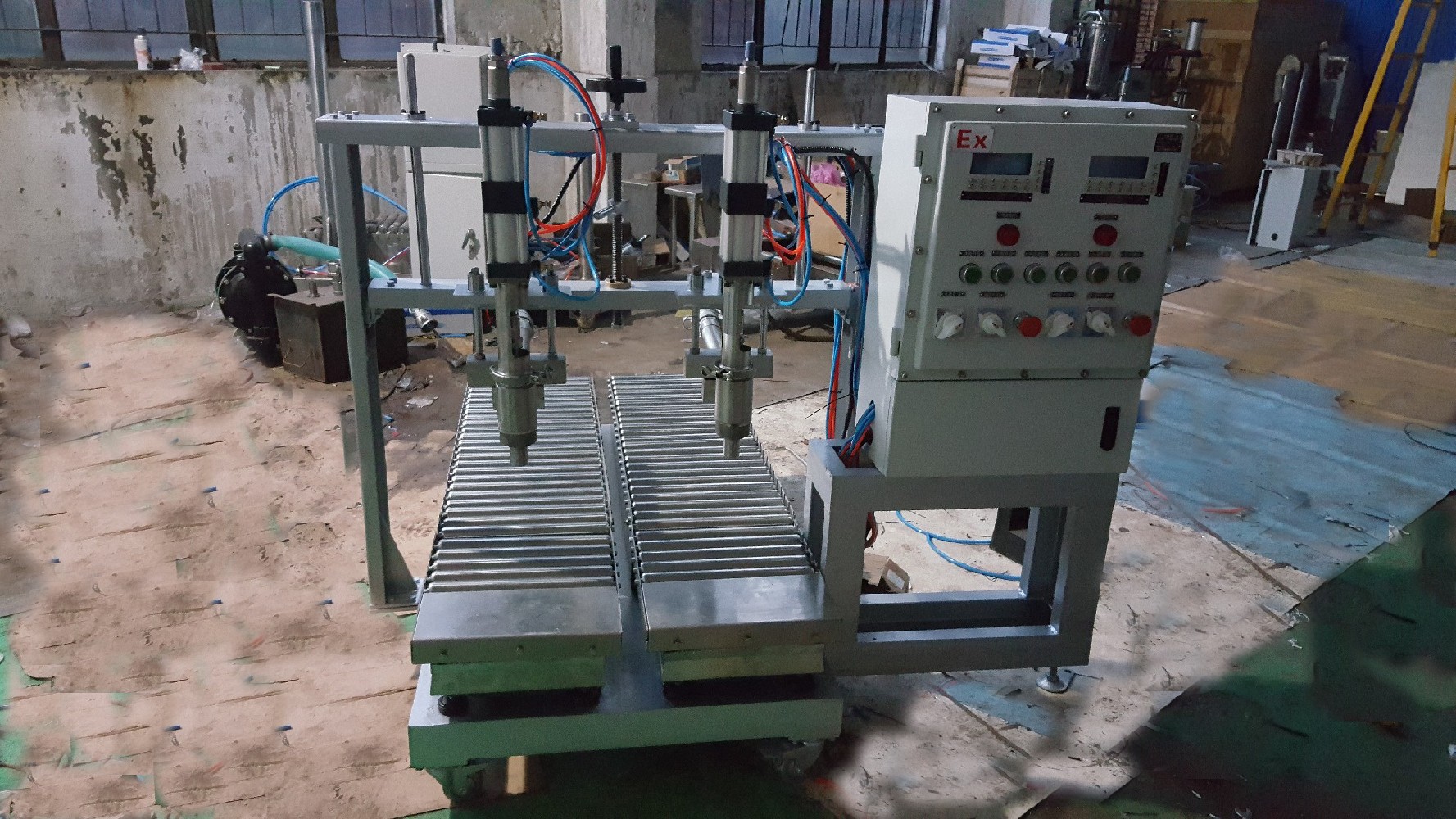 装配液压油缸时的方法与要求 